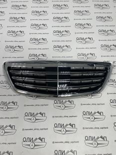 Решетка радиатора AMG 63 на Mercedes W222 Решетка радиатора AMG 63 на Mercedes W222